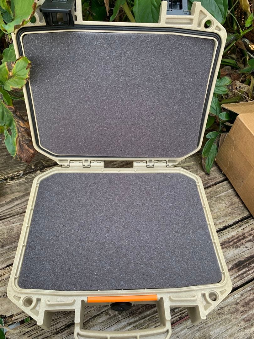 米軍放出品 ペリカンケース pelican ピストルケース カメラケースV105