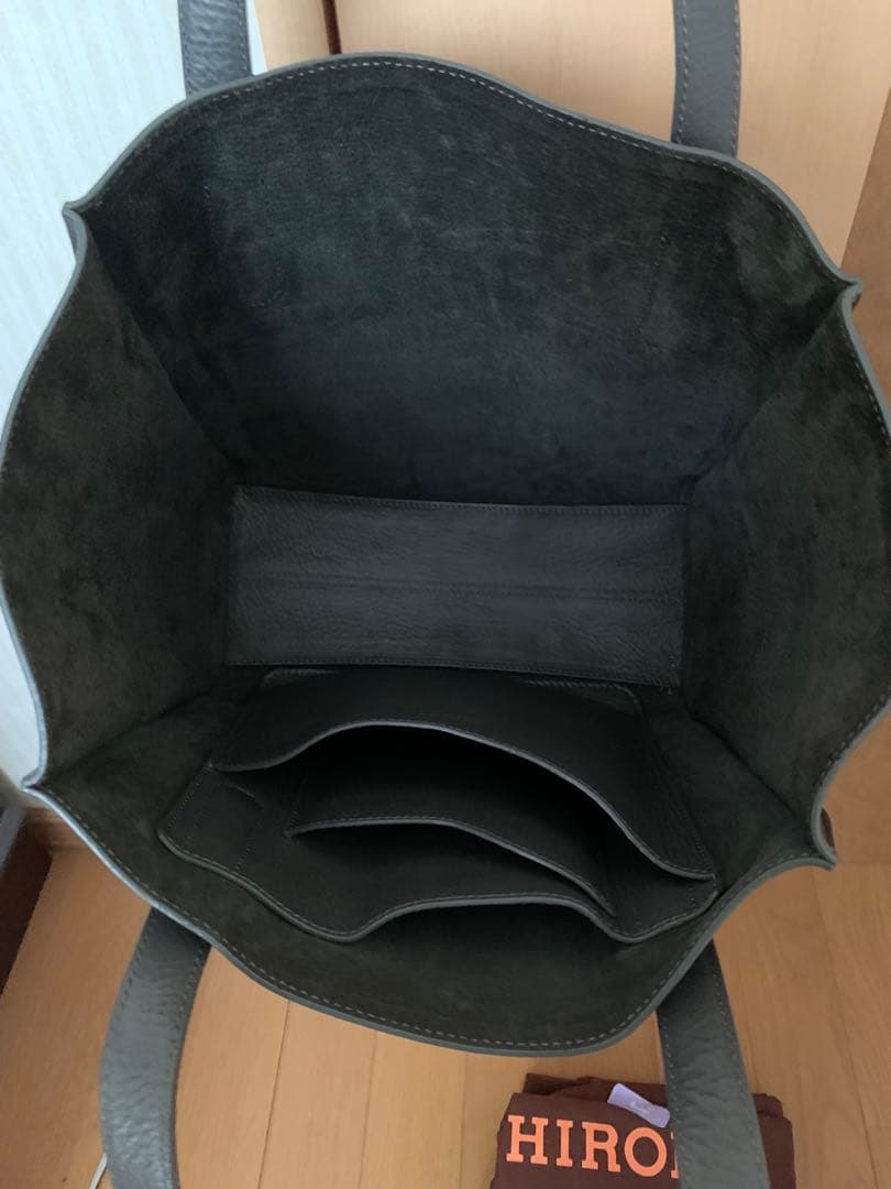 HIROFU ダークグレー ショルダーバッグ
