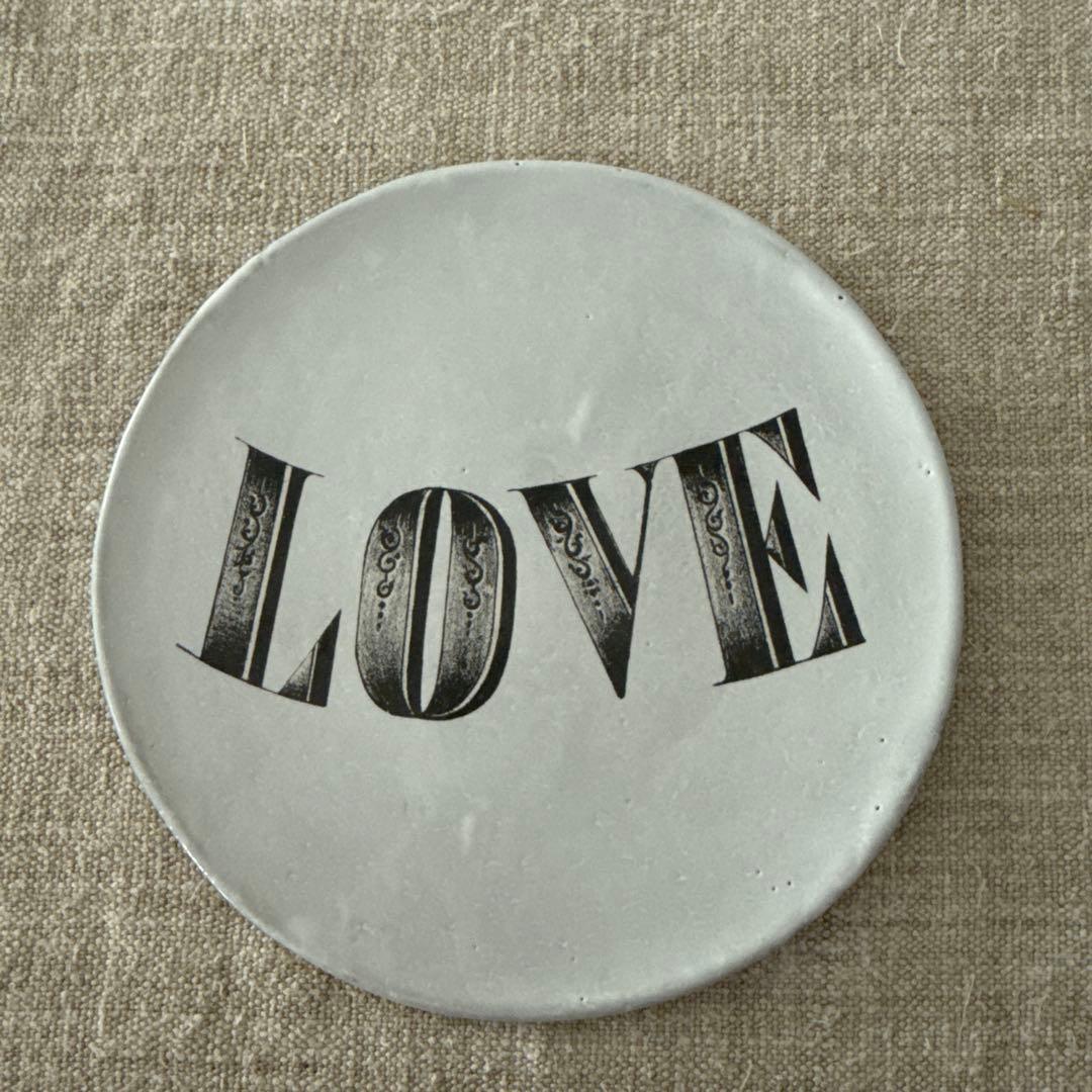 【新品】アスティエドヴィラットJohn Derian love(S)プレート