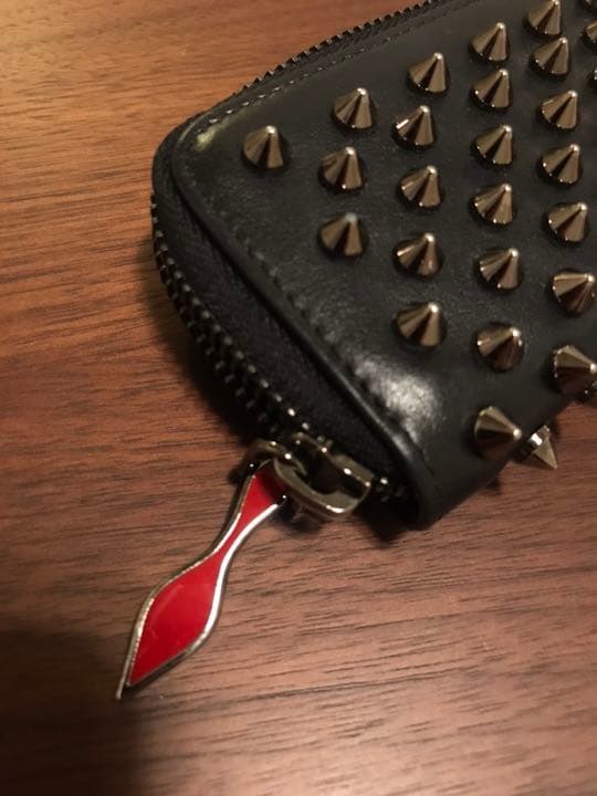 クリスチャンルブタン キーケース レディース パネトーネ 黒×レッド