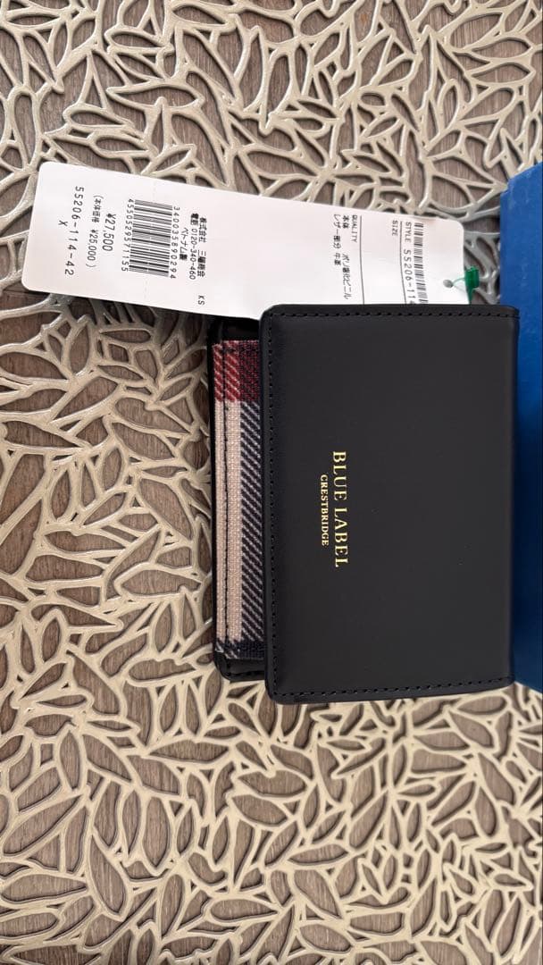 BLUE LABEL CRESTBRIDGE 二つ折り財布
