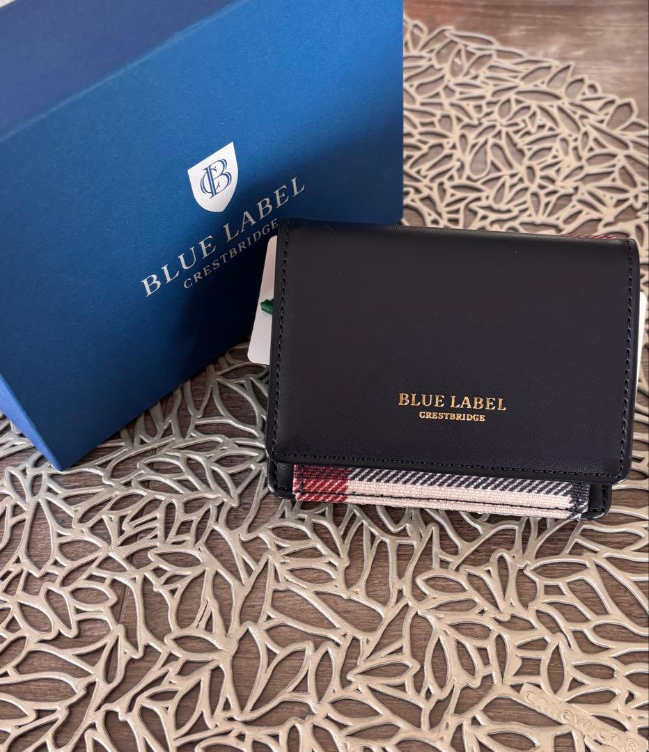 BLUE LABEL CRESTBRIDGE 二つ折り財布