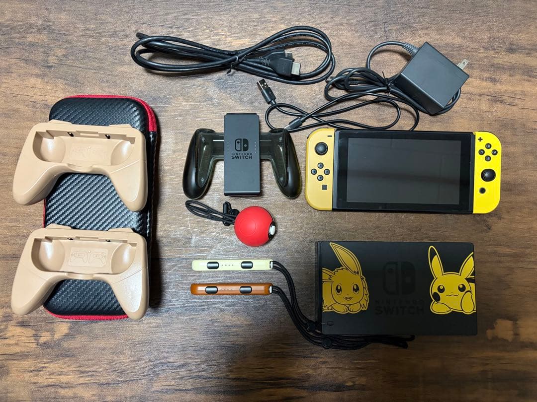 Switch ピカブイ版(SDカード、ケース等おまけ付き)