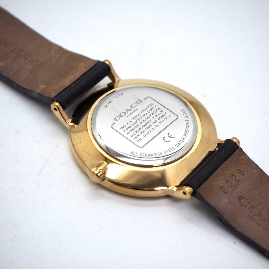 61 稼働 COACH 時計 ブラック　レディース　メンズ　シンプル　ゴールド