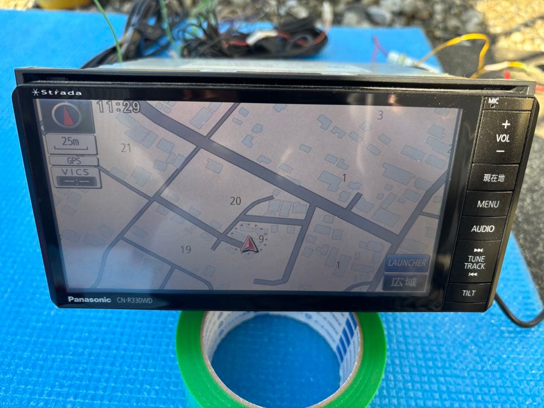 Panasonic strada CN-R330WD ナビ　送料込み　動作確認済