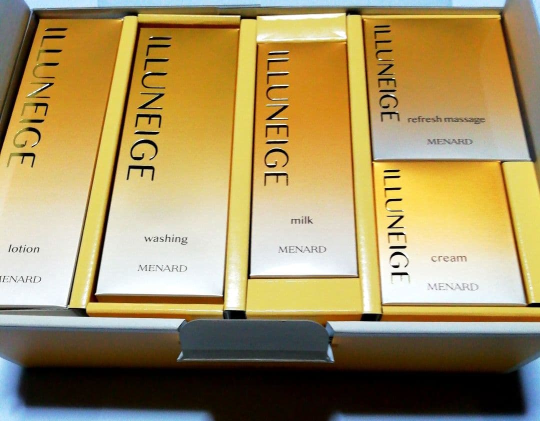 H*K様 ILLUNEIGE 基礎化粧品5点セット