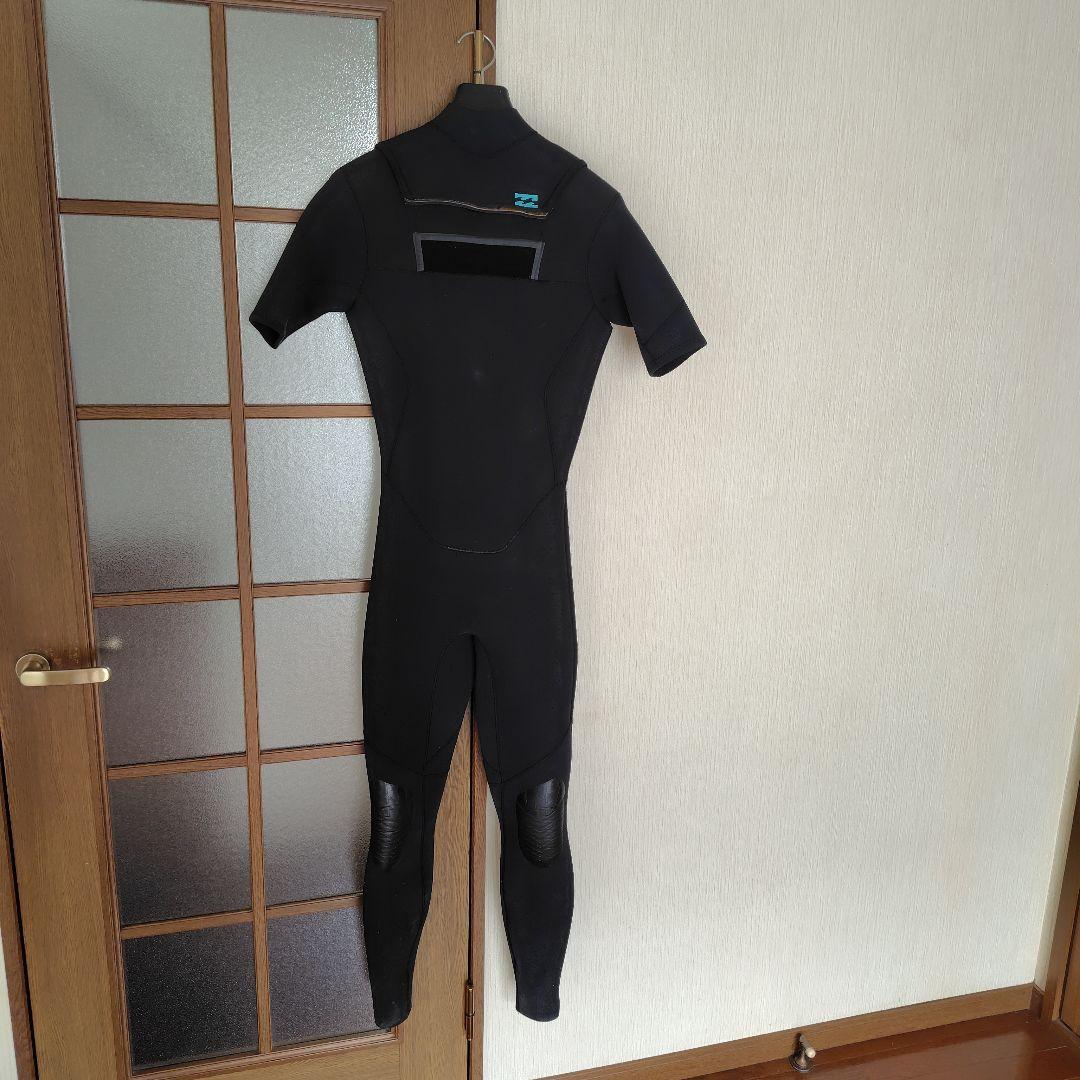 BILLABONG シーガル ブラック 半袖MLサイズ