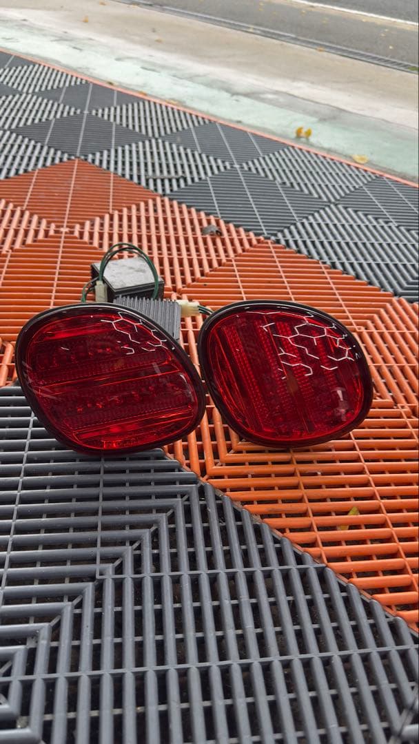 JZS161 アリスト　GS風赤白LEDテールランプ 4個セット