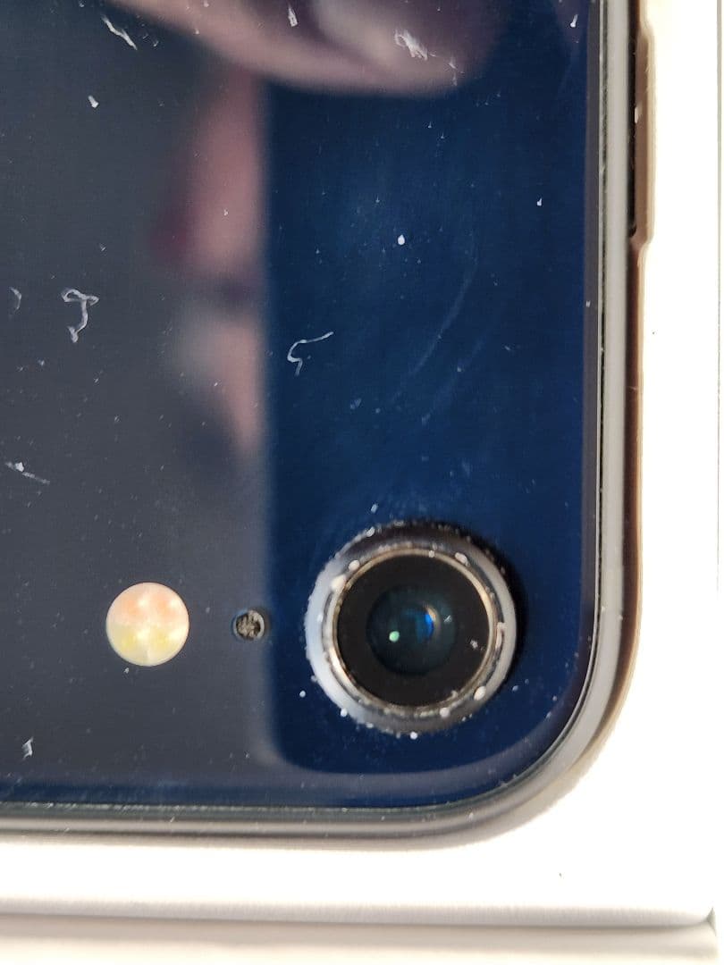 H*o様 iPhone SE3(64GB)simフリー オマケ付き