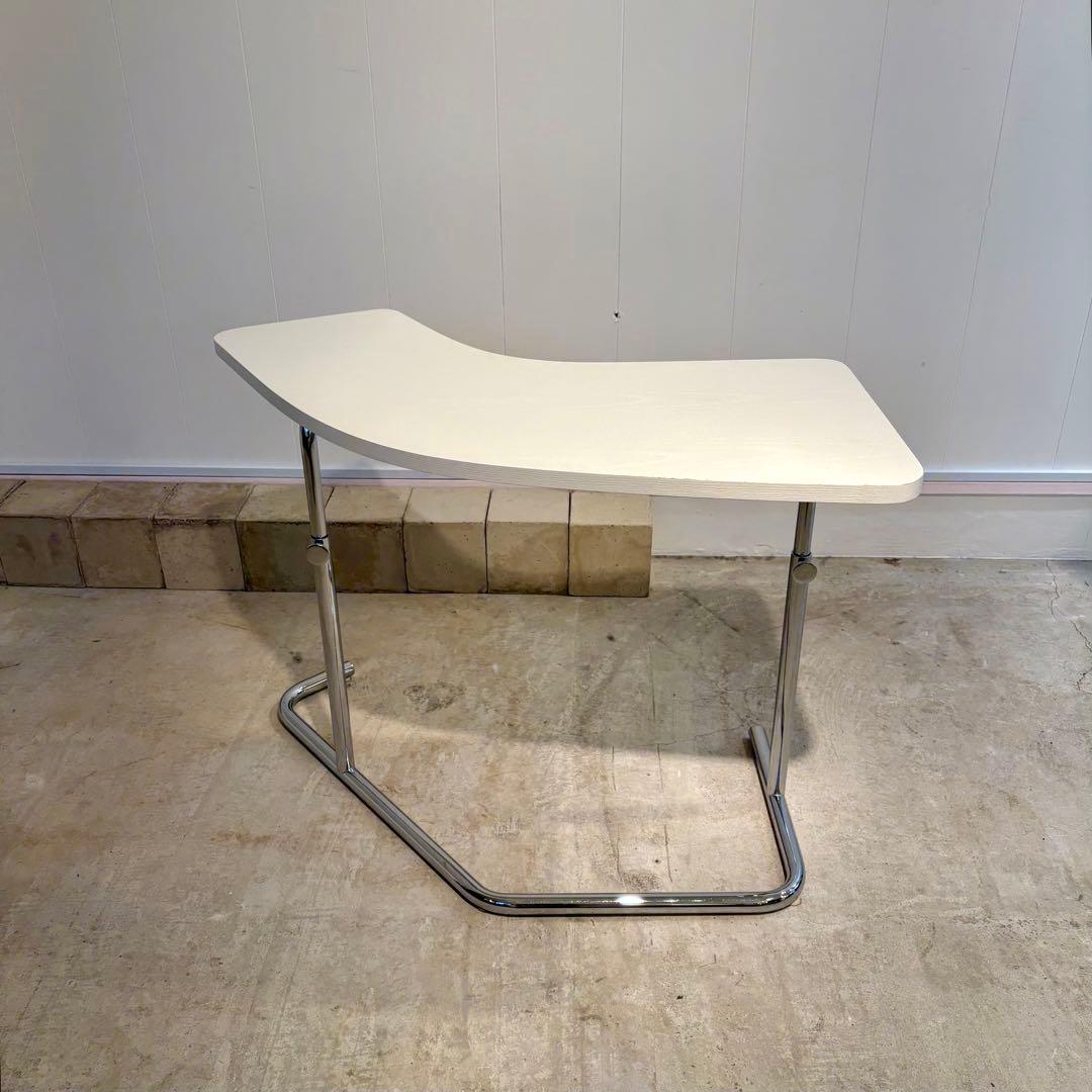 TECTA k24 サイドテーブル