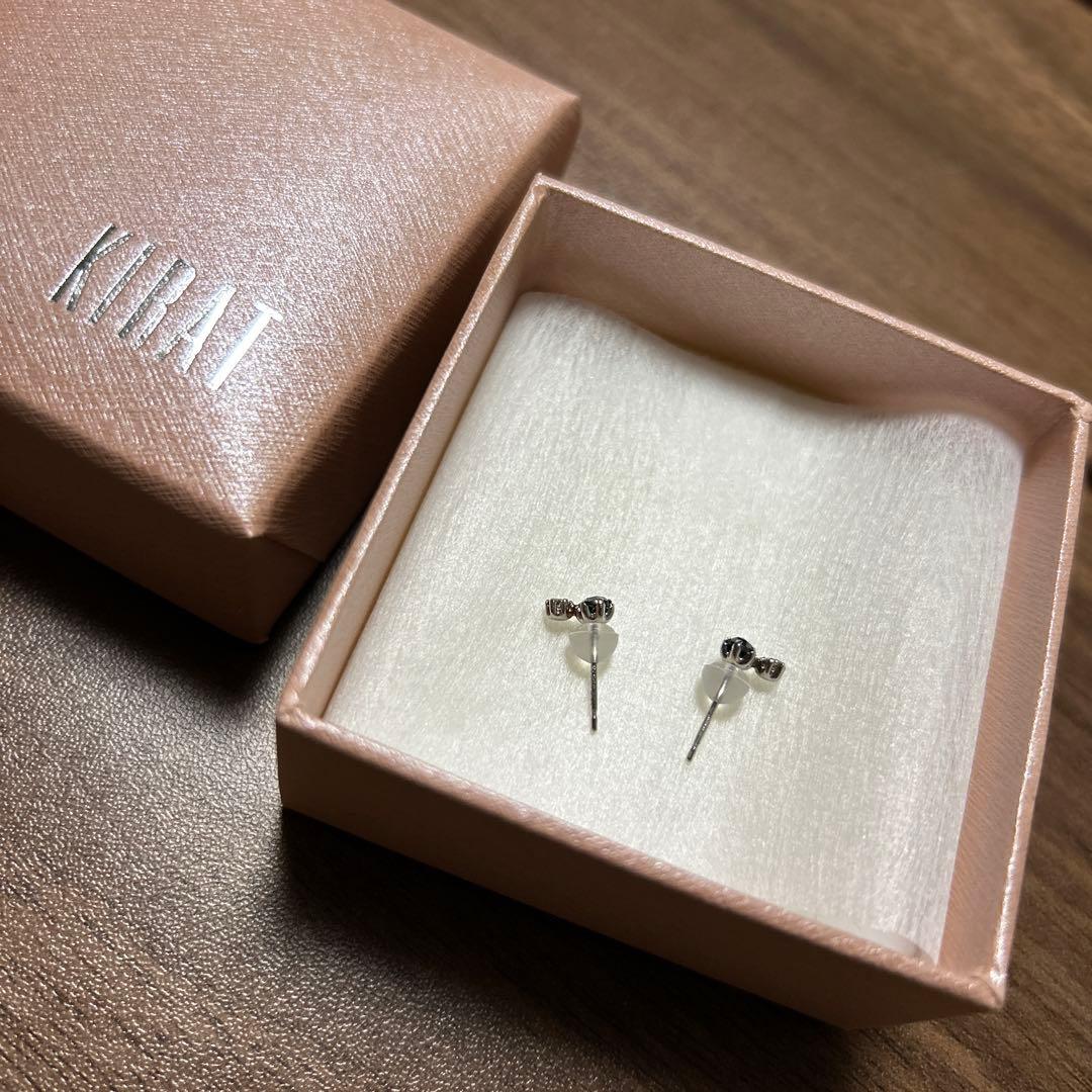 青水ページ KIRAT ピアス(両耳用) ブラックダイヤ