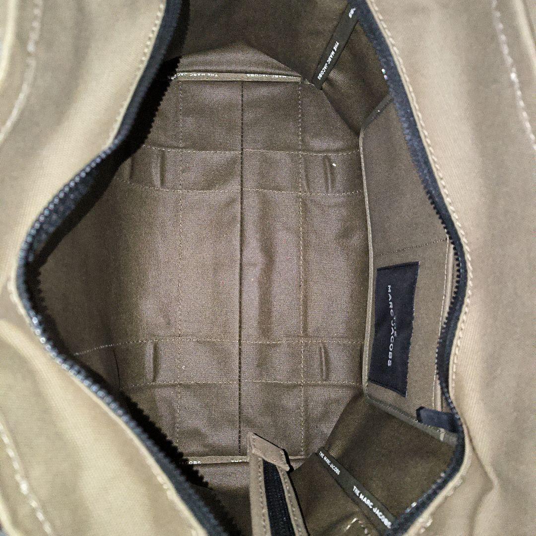 美品　現行　MARC JACOBS THE TOTE BAG 大容量　大　カーキ