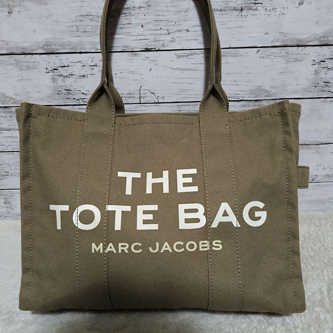 美品　現行　MARC JACOBS THE TOTE BAG 大容量　大　カーキ