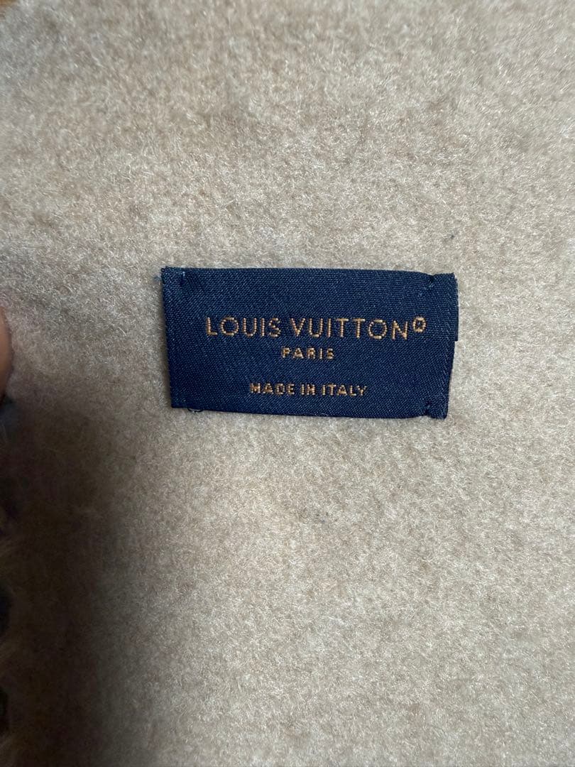 ルイヴィトン マフラー ベージュ アイボリー 美品