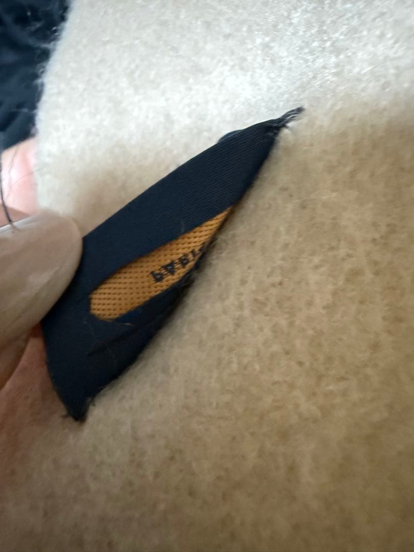 ルイヴィトン マフラー ベージュ アイボリー 美品