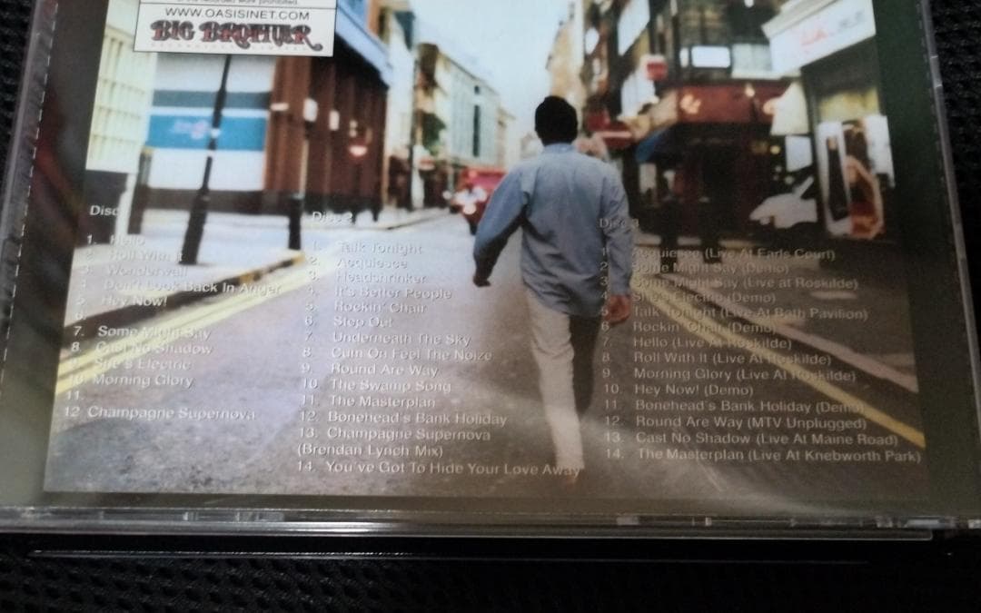 OASIS (What's The Story) ３枚組限定版！オアシス