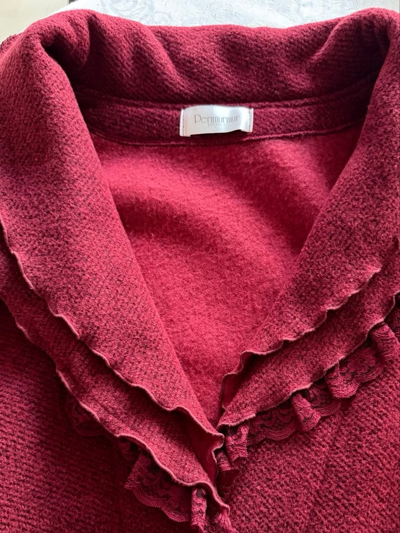ピアリマーマ☆ミドル丈美しい赤いコート☆未使用に近い美品！