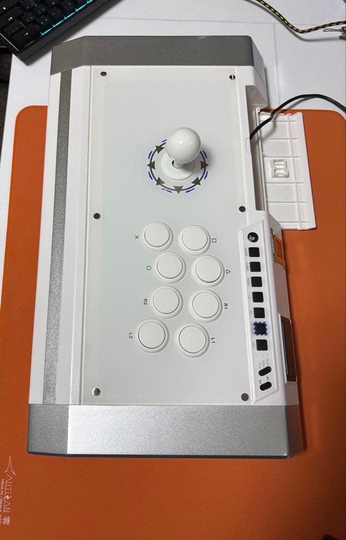 Qanba Q3 Obsidian パールホワイト　アケコン　スト6