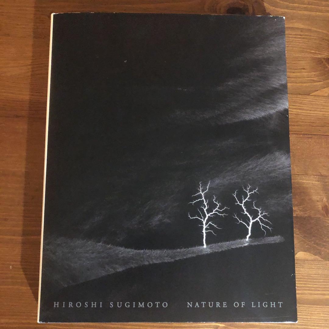 Hiroshi Sugimoto Nature of light杉本博司サイン