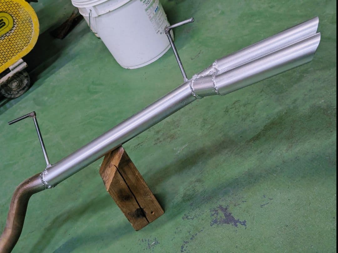 オデッセイ　RB3　ワンオフマフラー