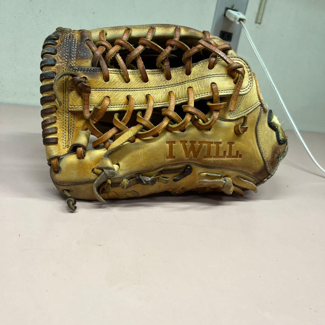 アンダーアーマー 外野用  左投げ