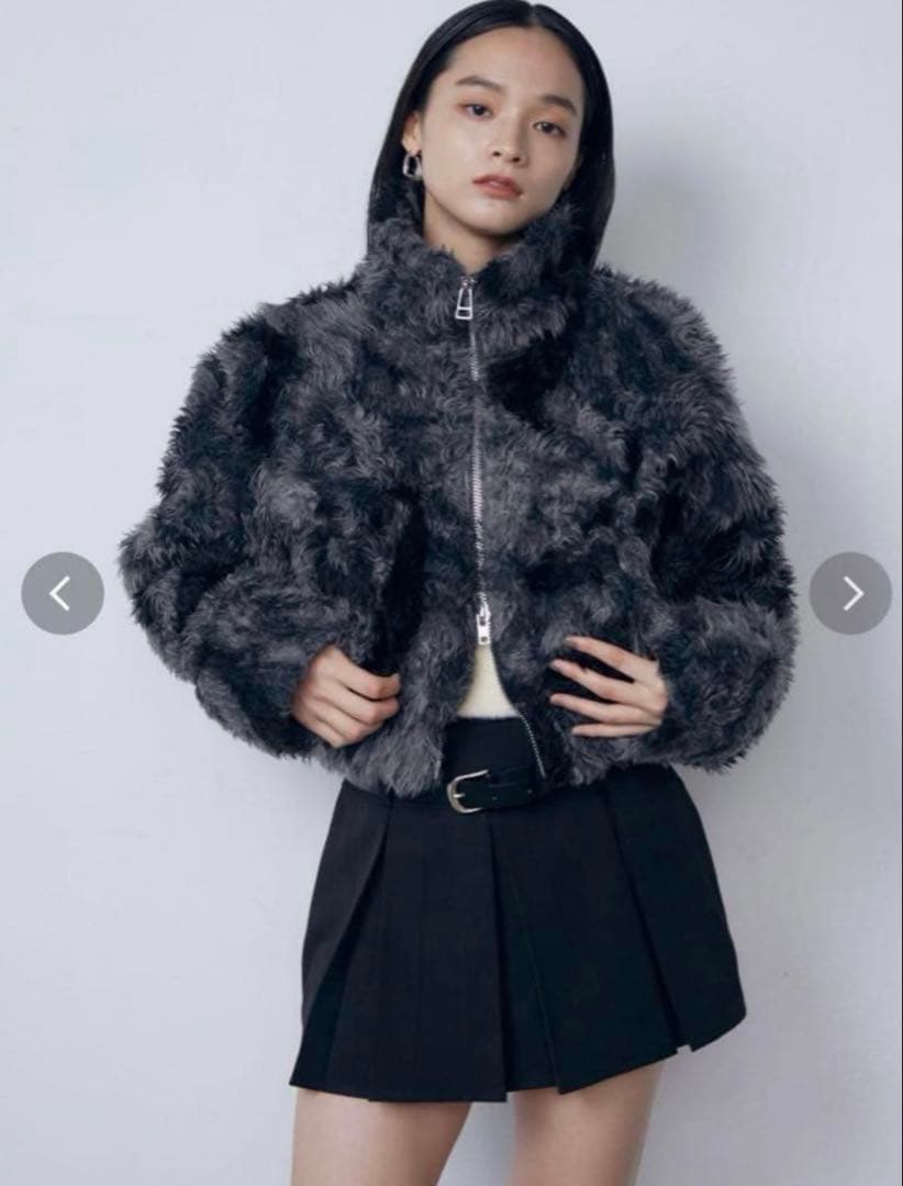 よ*様 EMODAのシングルミニボアブルゾン