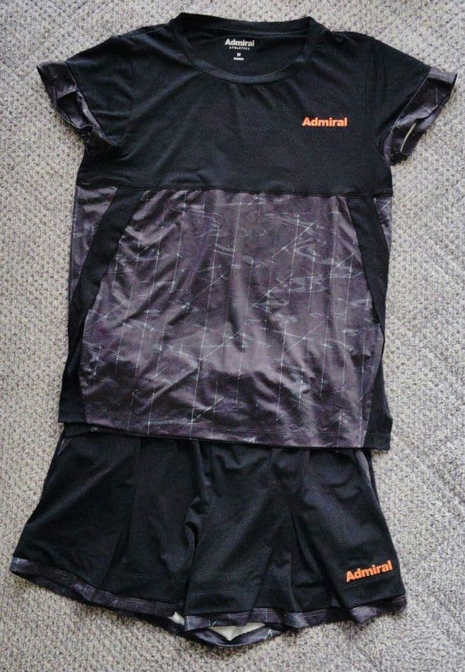 アドミラルウェア　上下セット　Мサイズ