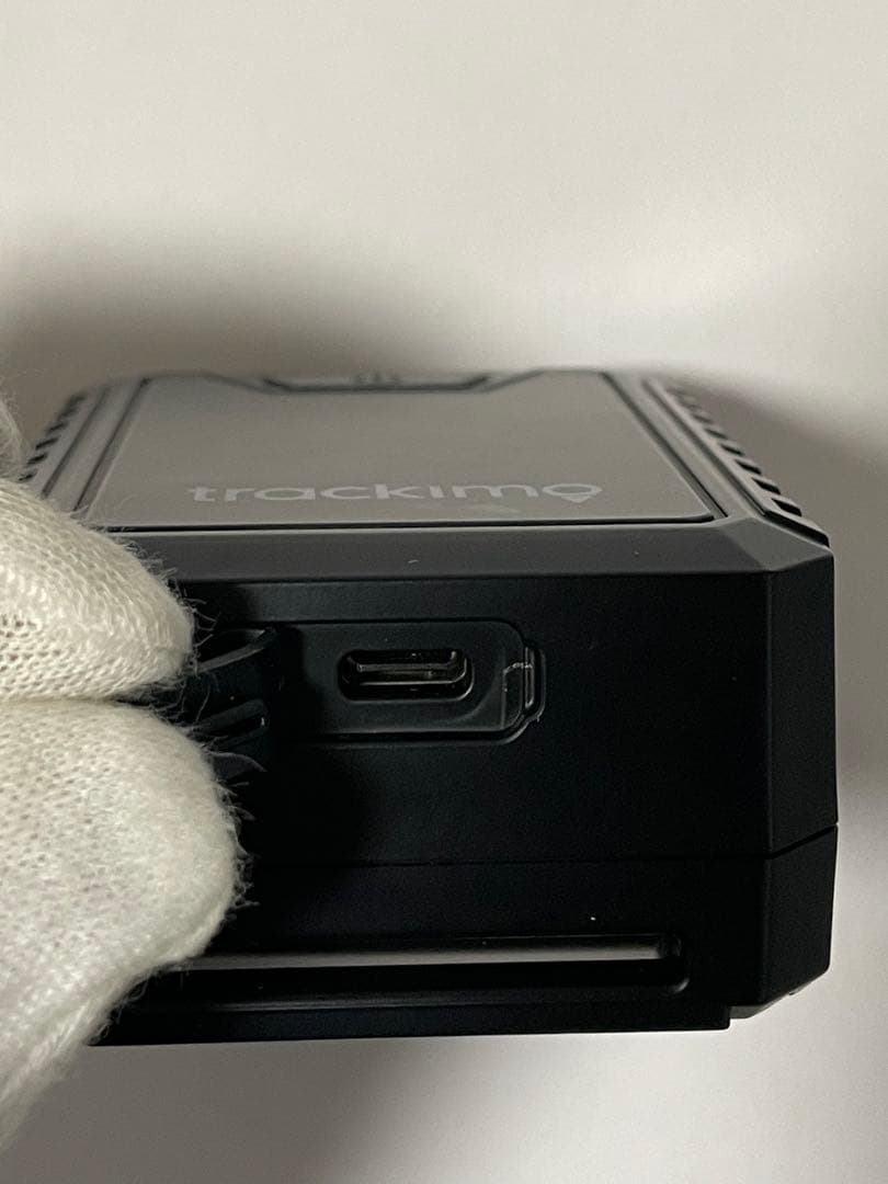【トラッキモ】GPS 追跡軽量トラッカー 高精度 防水 Trackimo