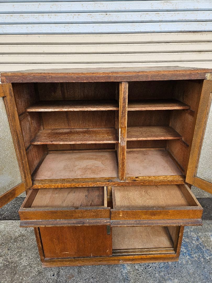 日本のアンティーク ダイヤガラスの水屋箪笥 木製 飾り棚 茶棚 食器棚