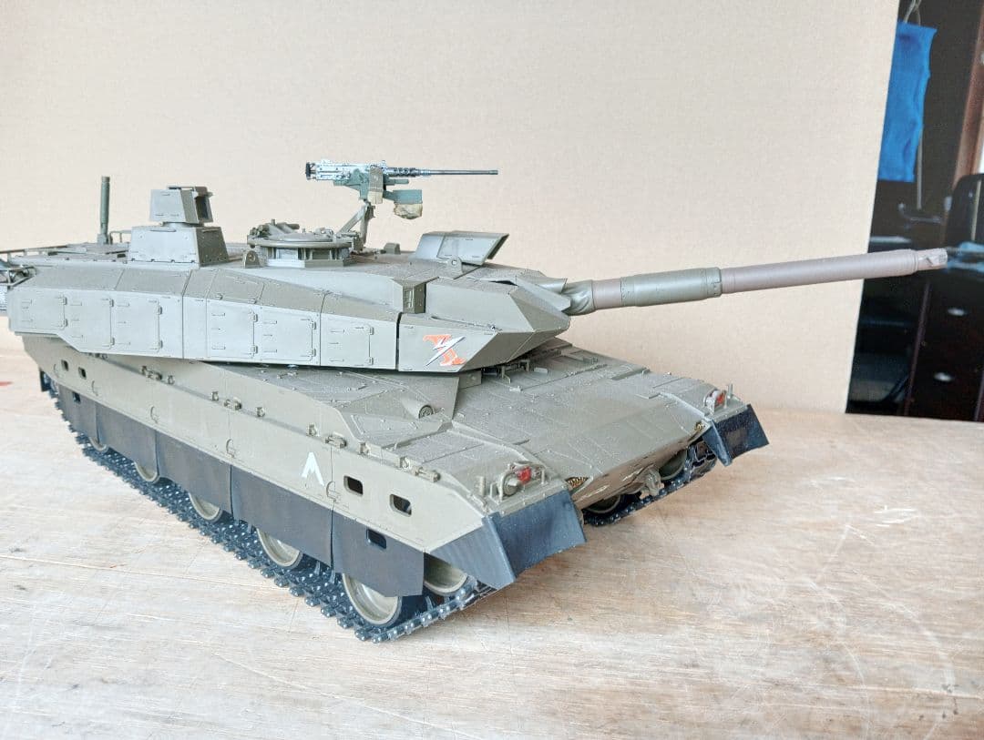 タミヤ 1/16 陸上自衛隊 10式戦車 フルオペレーション 組み立て済完成品