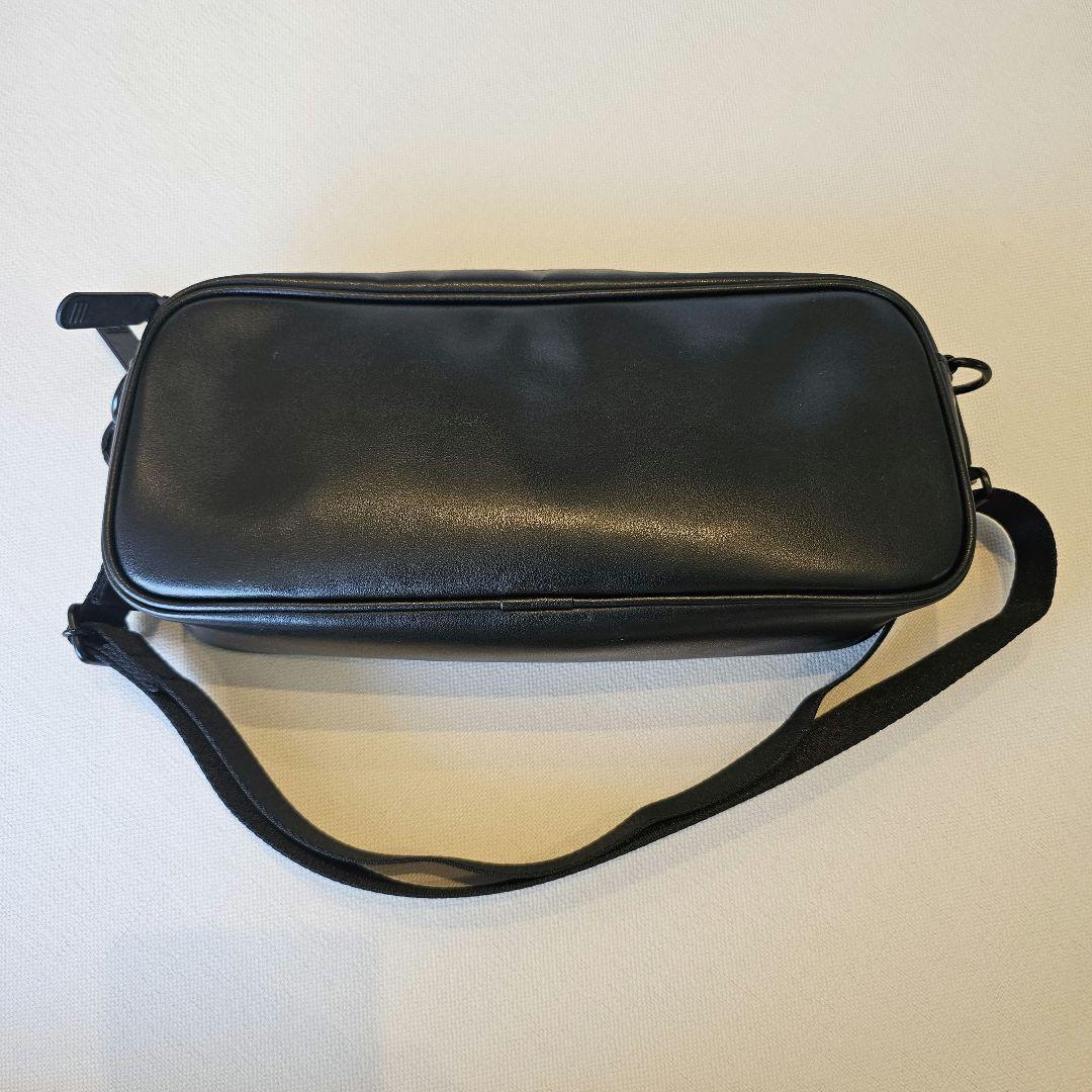 Onitsuka Tiger BAG L ショルダーバッグ ブラック