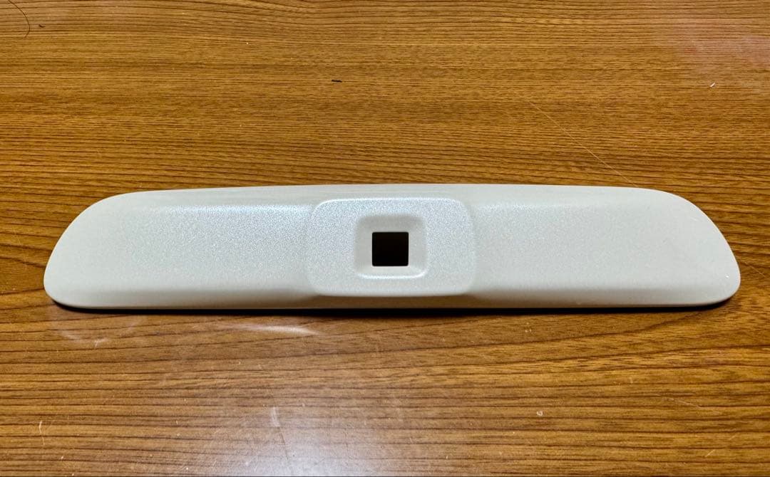 ハイエース　200系7型　デジタルミラー用カメラ　070カメラカバー付