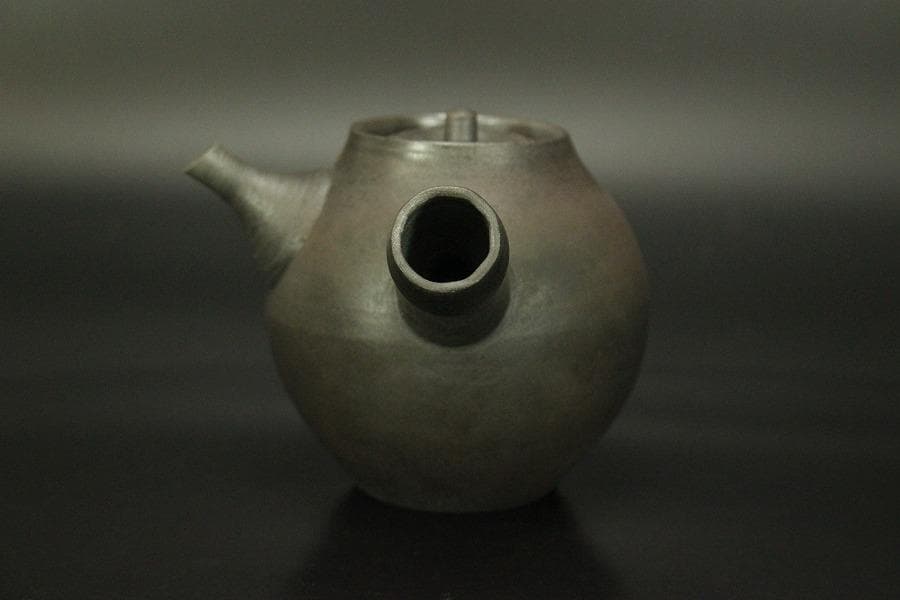 笠間焼 名工 黒田隆 作 特級 急須 焼締 横手 未使用(A455)