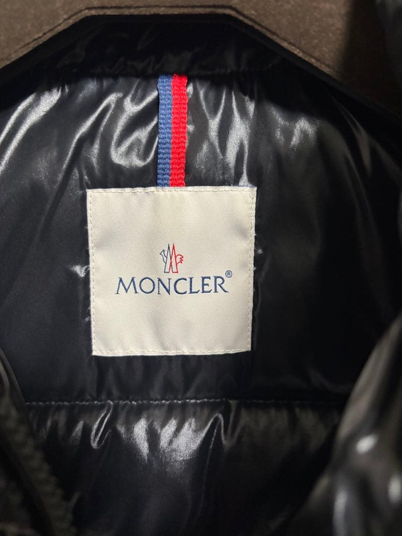 MONCLER ブラックダウンベストレディース　サイズ0 中古美品モンクレール