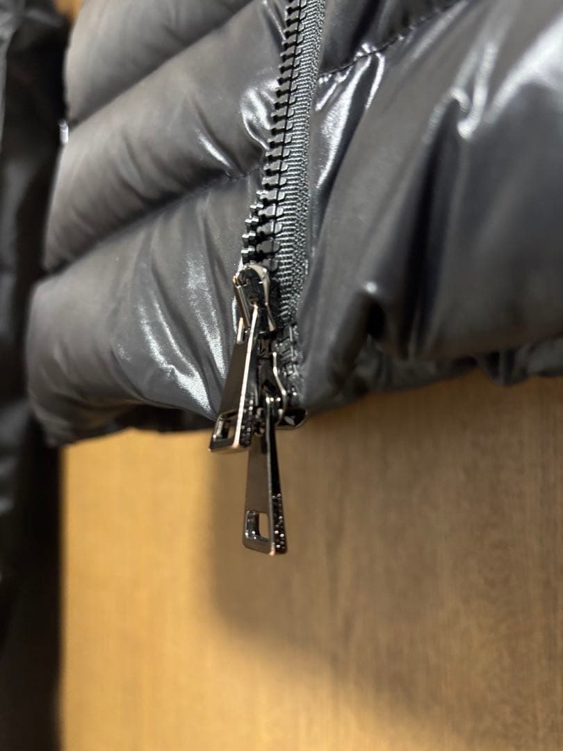 MONCLER ブラックダウンベストレディース　サイズ0 中古美品モンクレール