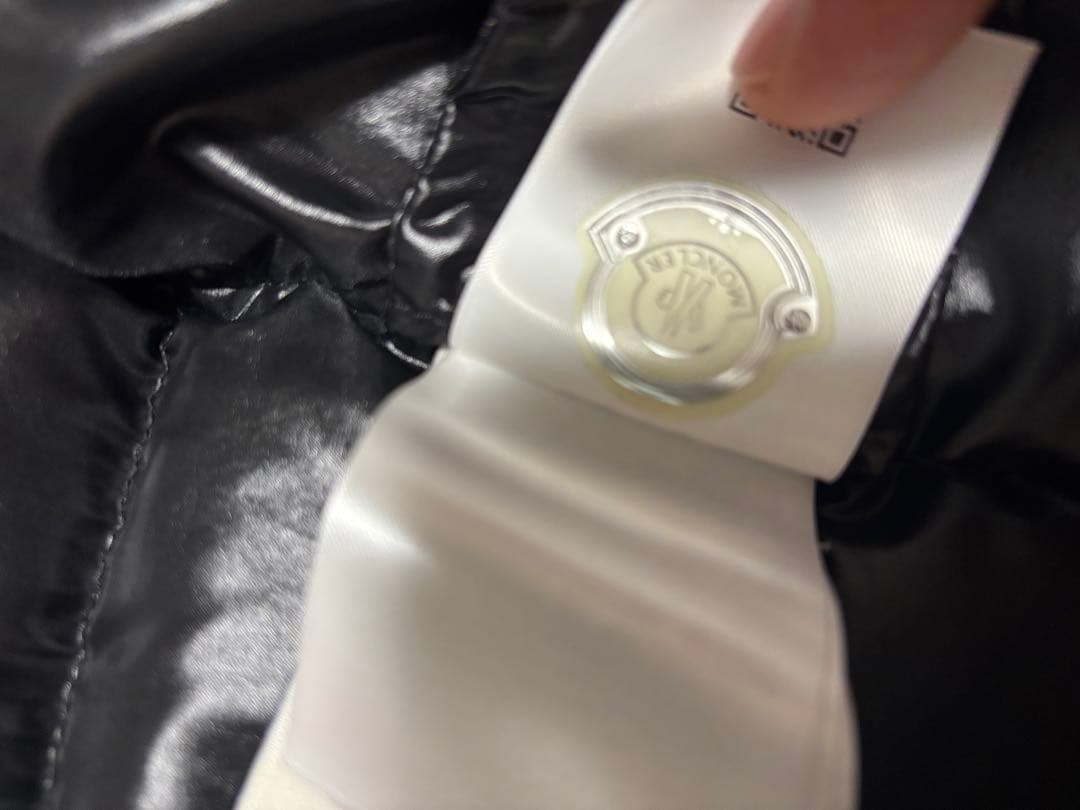 MONCLER ブラックダウンベストレディース　サイズ0 中古美品モンクレール