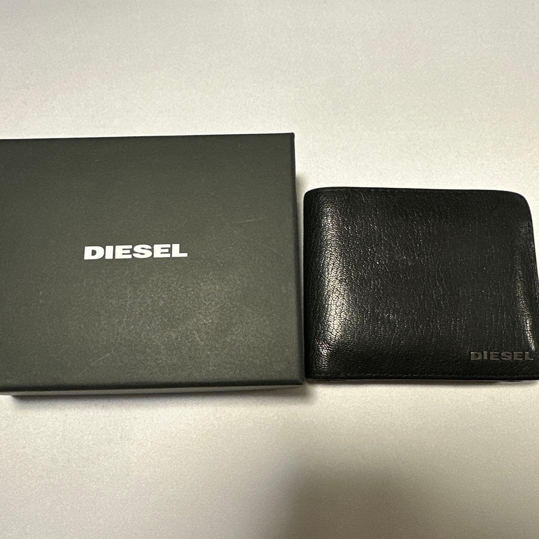 ndodDIESEL ブラック 二つ折り財布 箱付き