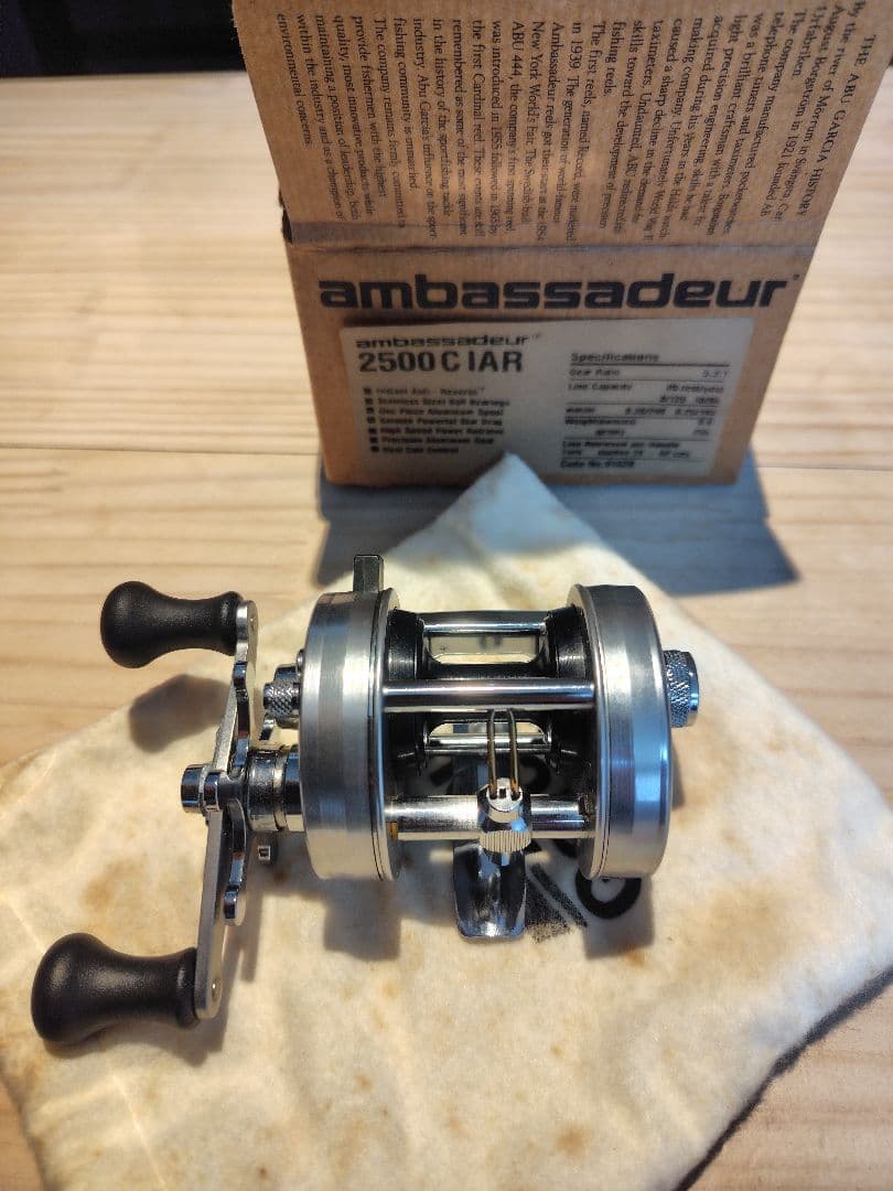 アンバサダー ambassadeur 2500C IAR ベイトリール