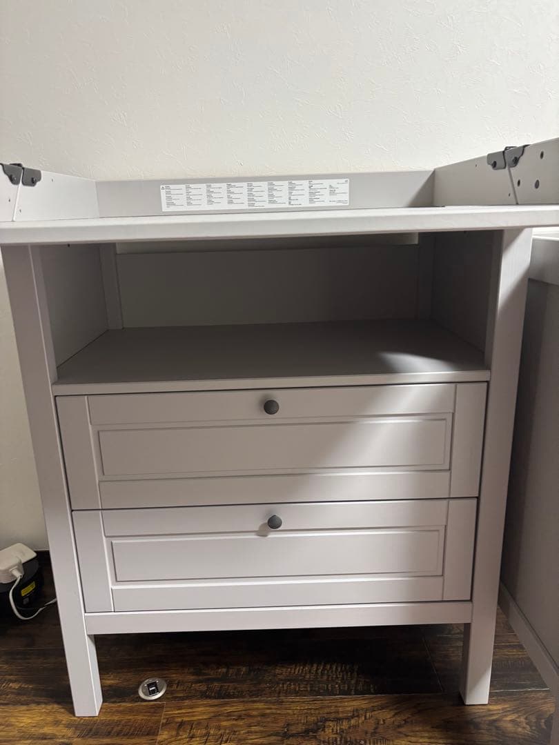 都内お引き渡し可能⭐︎組み立て不要⭐︎おむつ替え台 グレー 引き出し付き