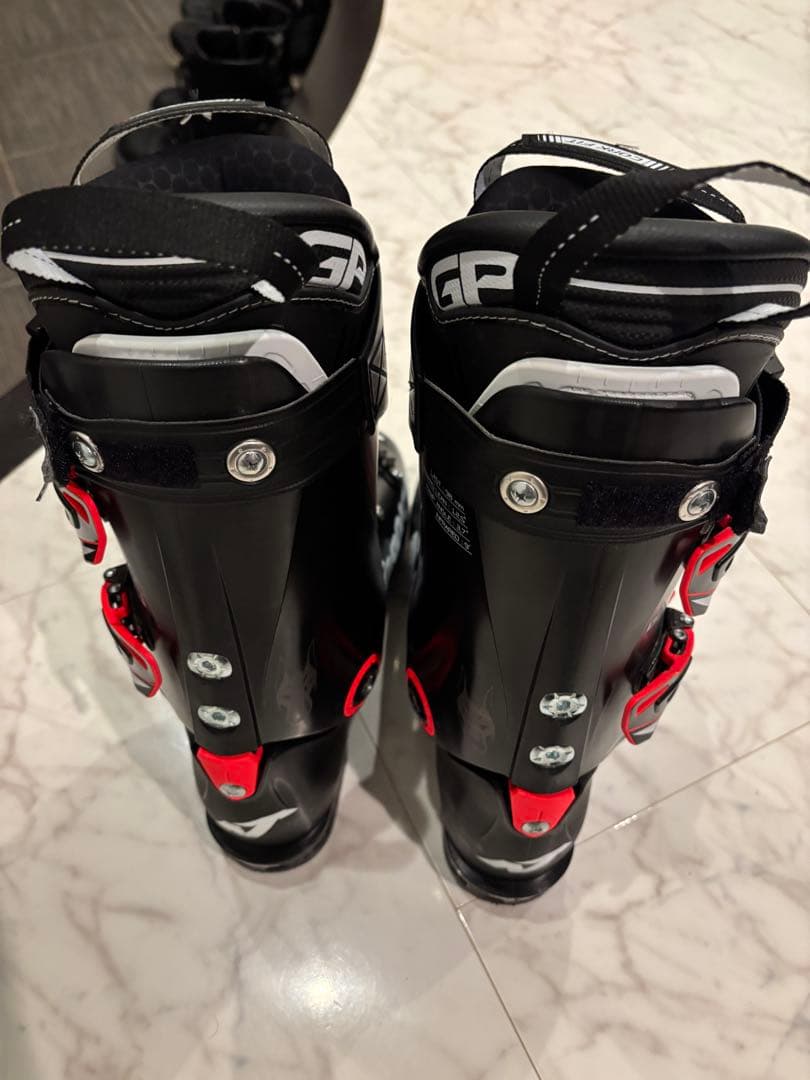 ノルディカDobermann GP130 ドーベルマン 26.5