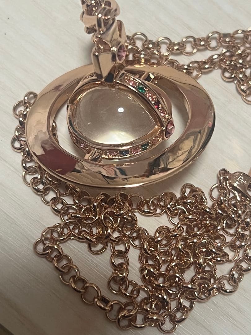 ヴィヴィアン　スモールオブネックレス　ピンクゴールド