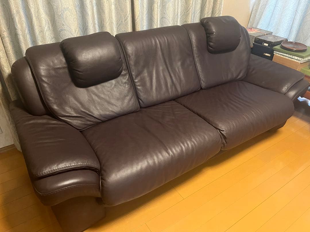 himolla / ヒモラ 3人掛けソファ　総革 ブラウンIDC大塚家具