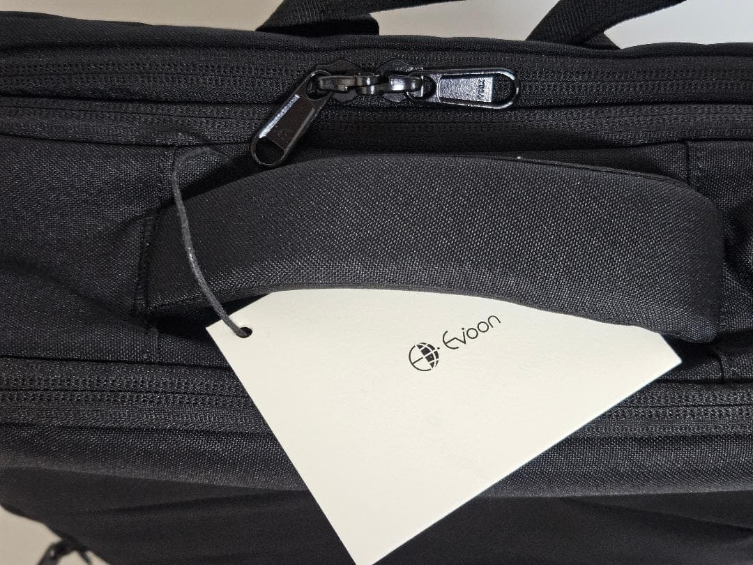 新品 Evoon マルチビジネスリュック4.0 容量25L拡張時35L 2WAY