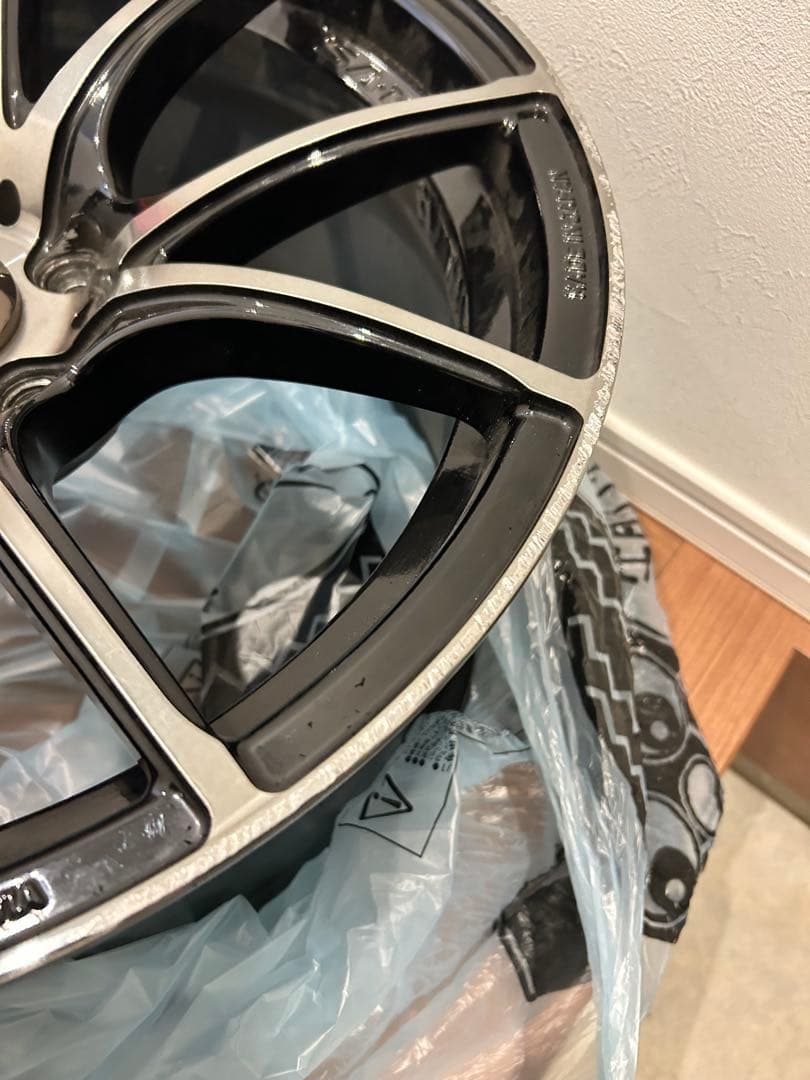 SA-10R18インチ9.5j +45114.3×4本