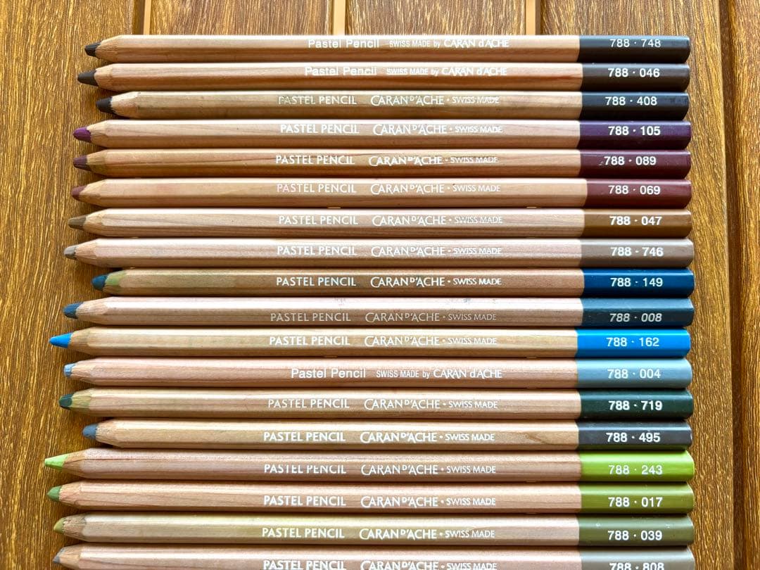 Caran d'Ache パステルペンシル26本セット