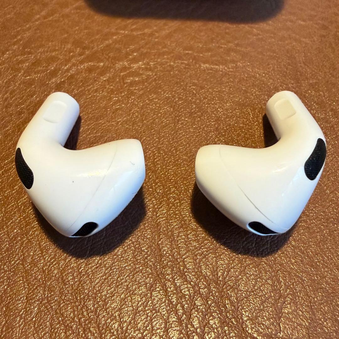 Apple Airapods4(ANC)アクティブノイズキャンセリング搭載
