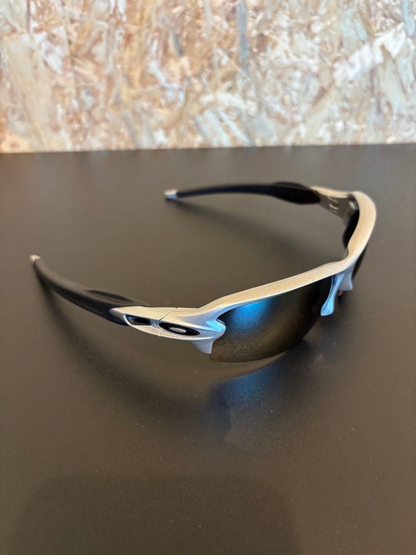 OAKLEY オークリー サングラス FLAK2.0 シルバー偏光レンズ