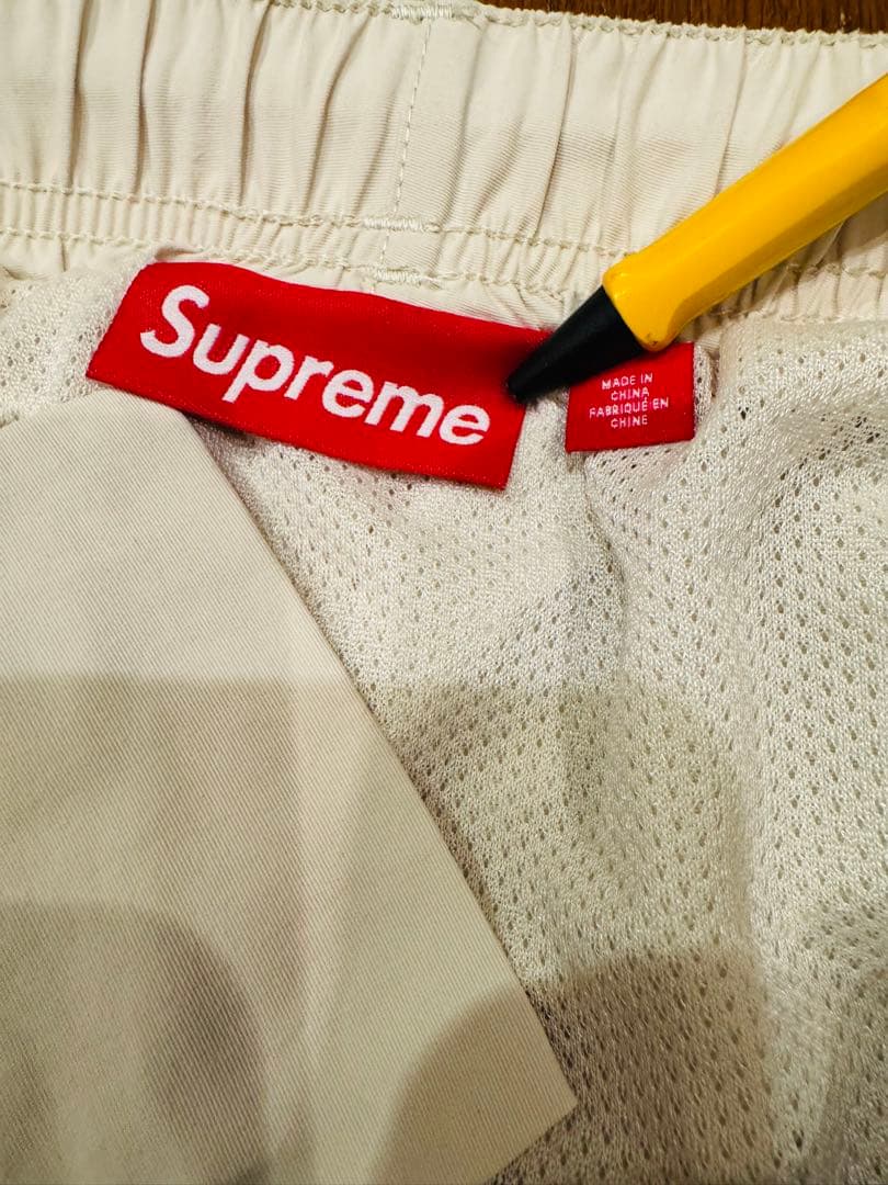 りSUPREME Cargo Water Short Stone