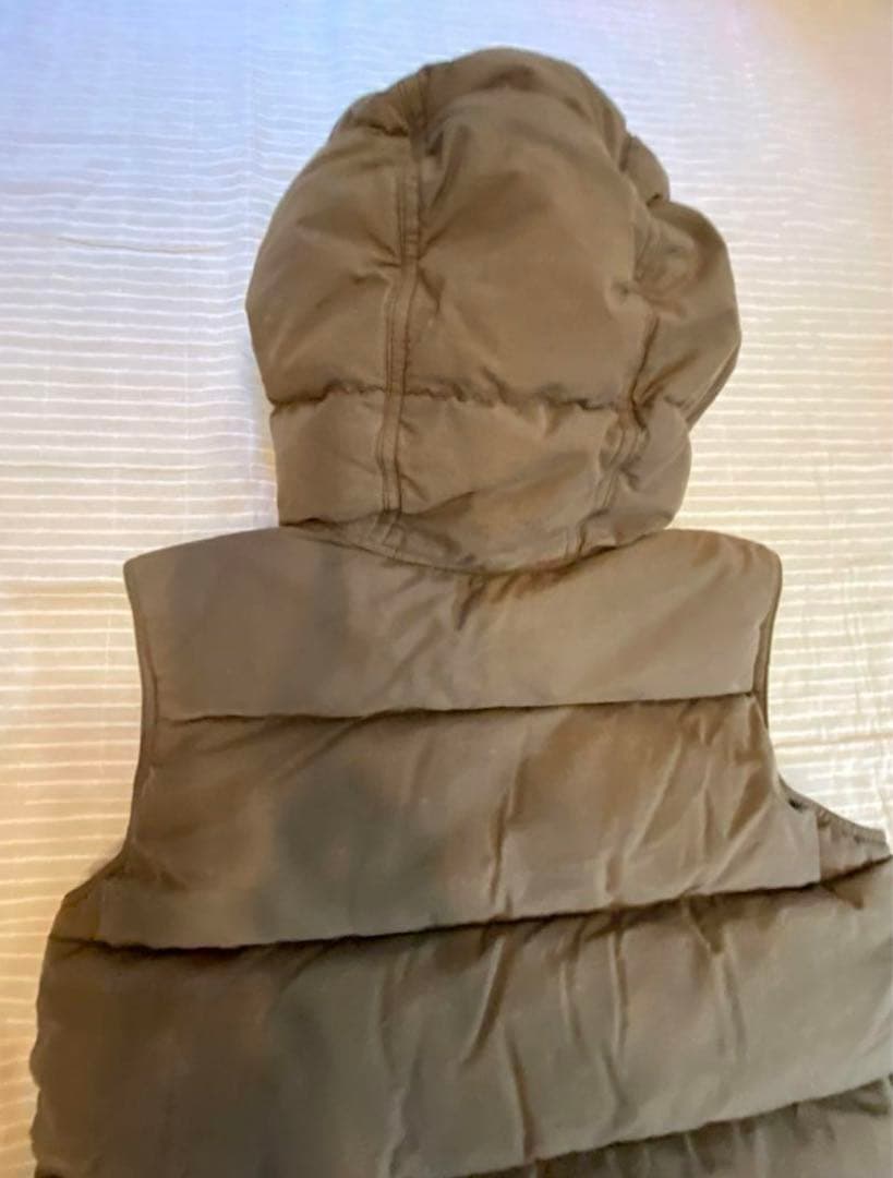 サニークラウズ　ダウンベスト オリーブグリーン