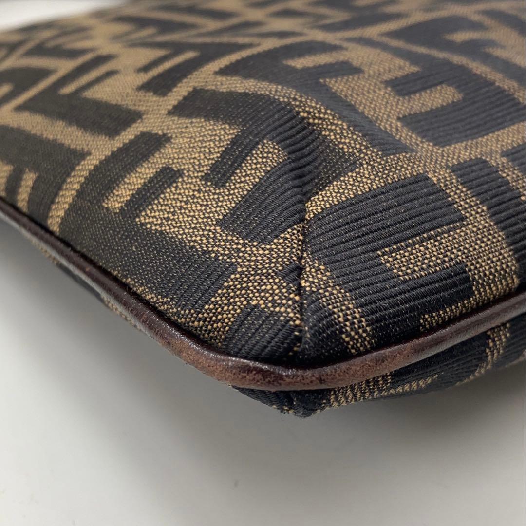 FENDI フェンディ　ズッカ柄　トートバッグ